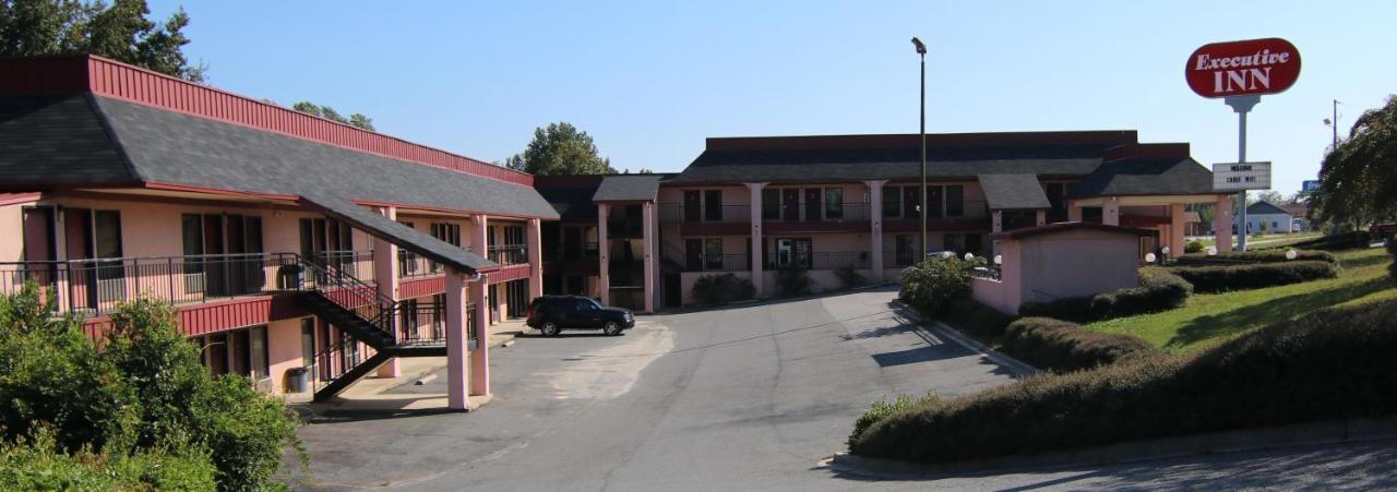 Executive Inn Kershaw Exterior photo